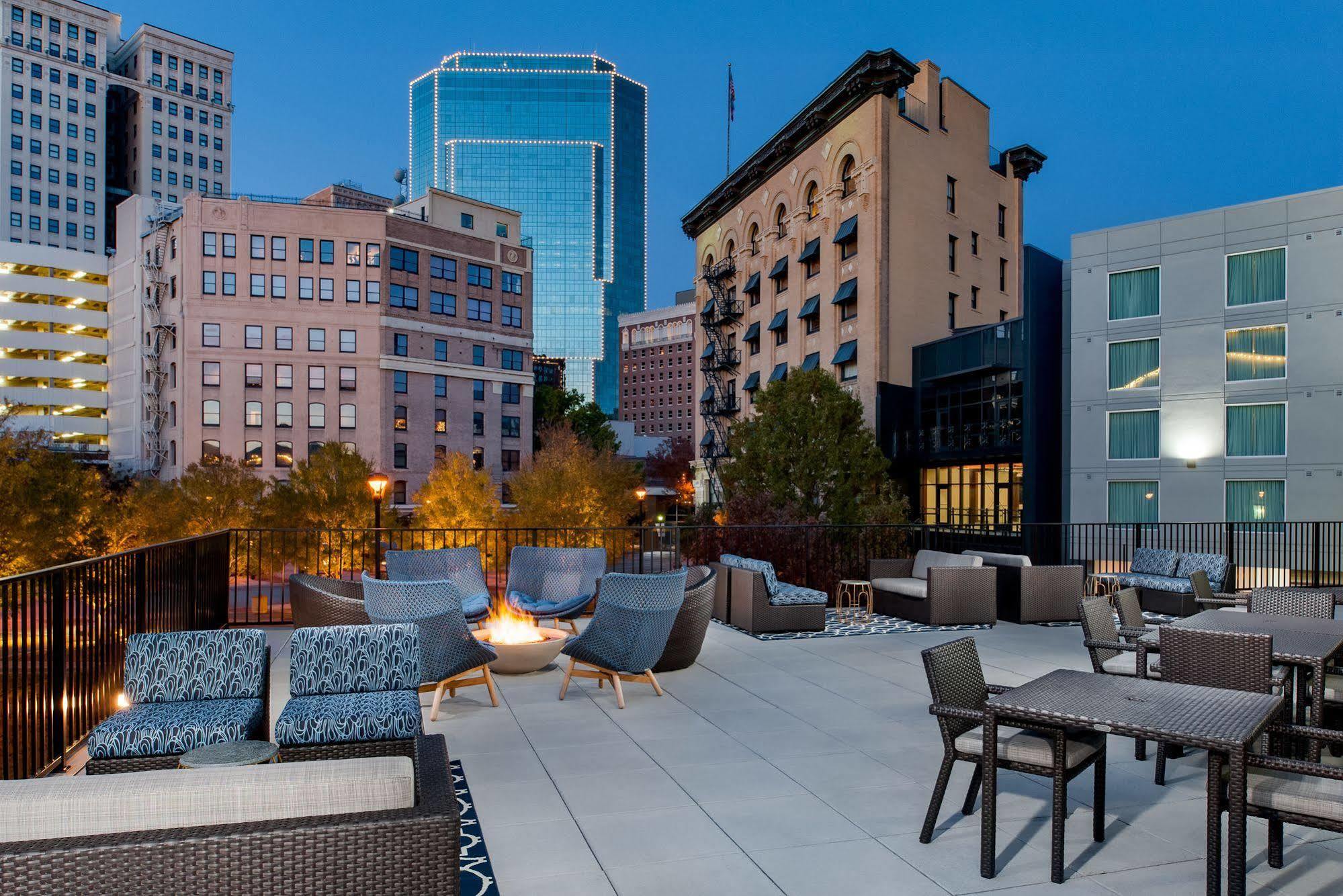 Fairfield Inn & Suites Fort Worth Downtown/Convention Center Dış mekan fotoğraf